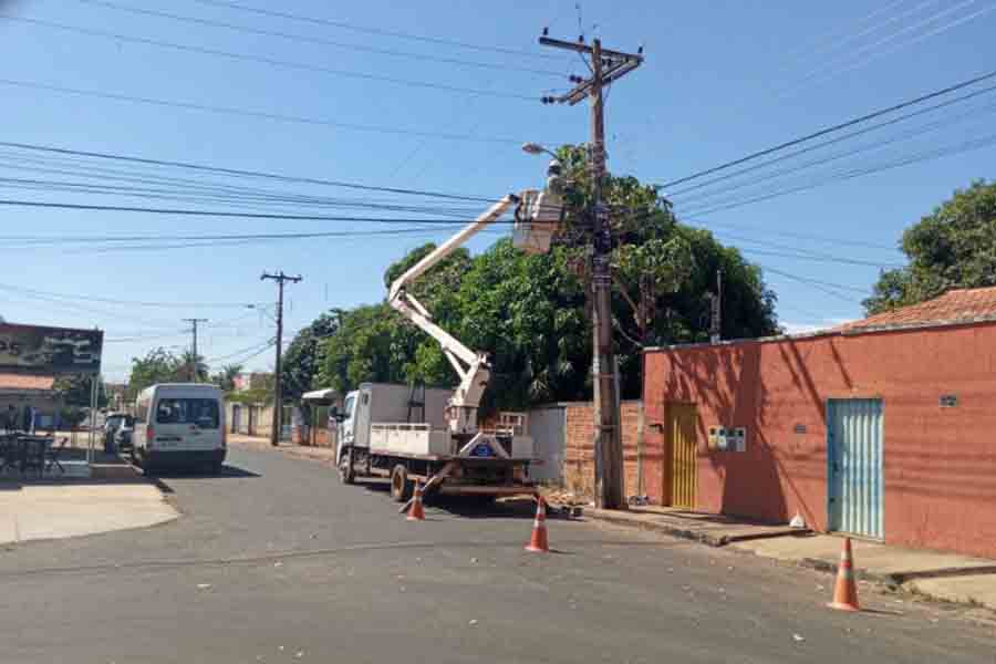 Quadras da região Central de Palmas recebem serviço de iluminação