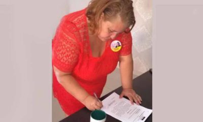 Candidata Bernadete Aparecida assina carta de compromisso pela educação do Tocantins