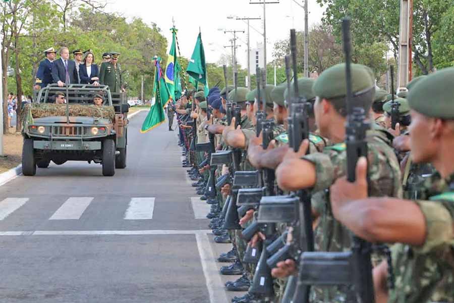 Carlesse defende mais investimentos em professores, servidores e reforça municipalismo