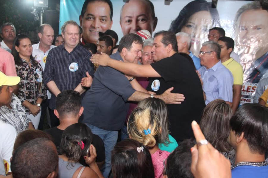 Em Araguaína, Gomes defende união para estabilidade do governo