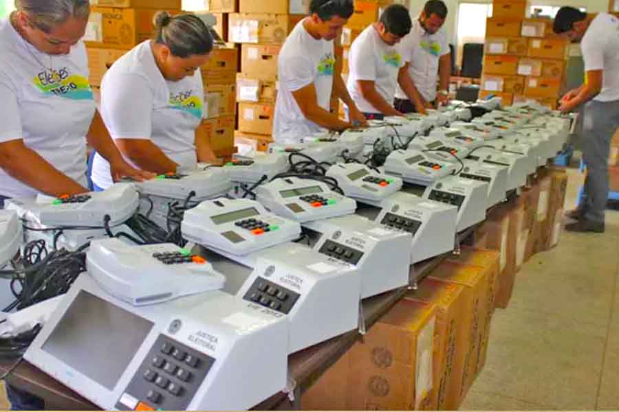 Faltam 12 dias mais de meio milhão de brasileiros votarão no exterior