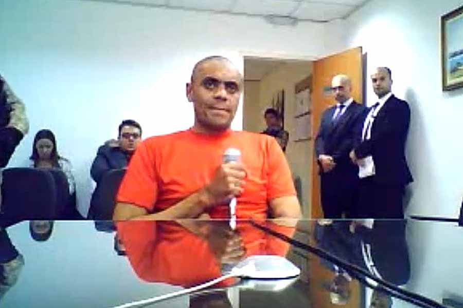 Juiz autoriza laudo de sanidade mental para agressor de Bolsonaro