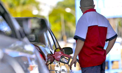Petrobras eleva gasolina em 2 centavos; diesel permanece inalterado