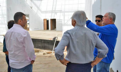 Saneamento Básico Moisés Avelino visita obras em andamento em Paraíso