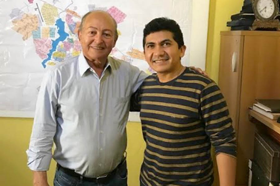 Vereador Carlos Silva declara apoio a Lázaro Botelho Campeão de Emendas para Araguaína