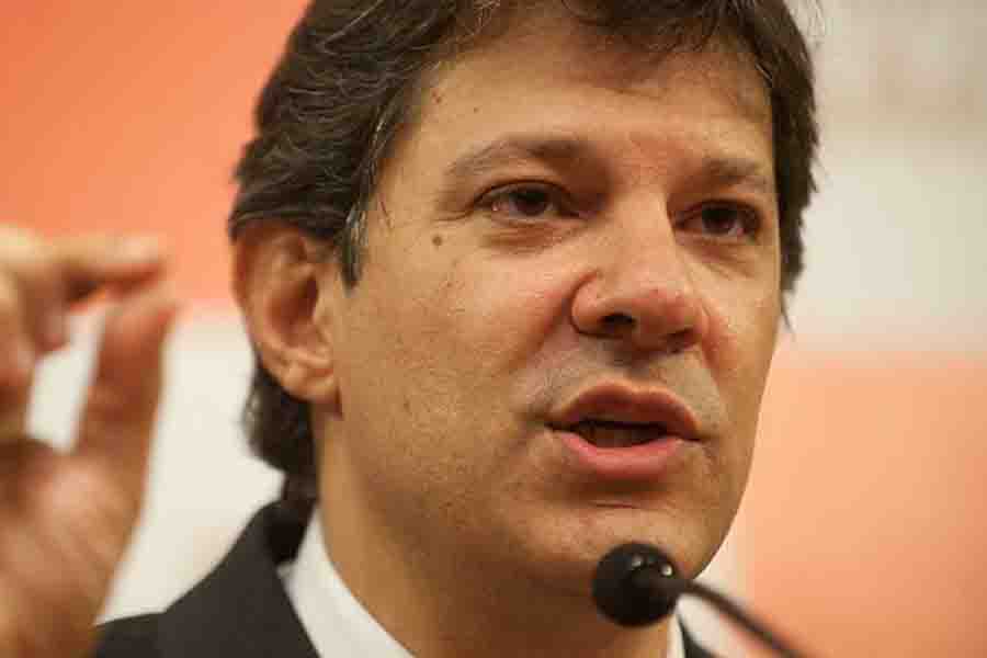 Haddad diz que ataques por divergência de opinião ameaçam a democracia