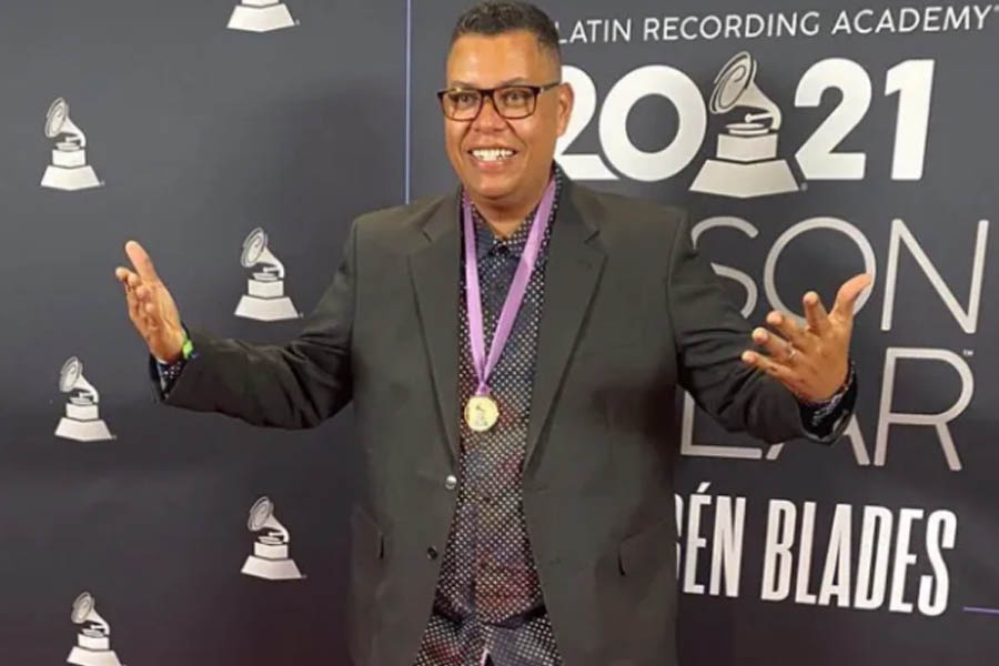 Cantor gospel Anderson Freire é o vencedor do Grammy Latino 2021